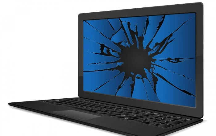 Computer Rotto. Display Rotto. Riparazione Notebook